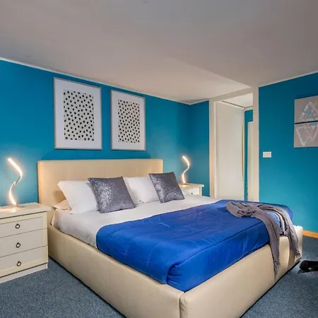 Navona Blue Apartment-2